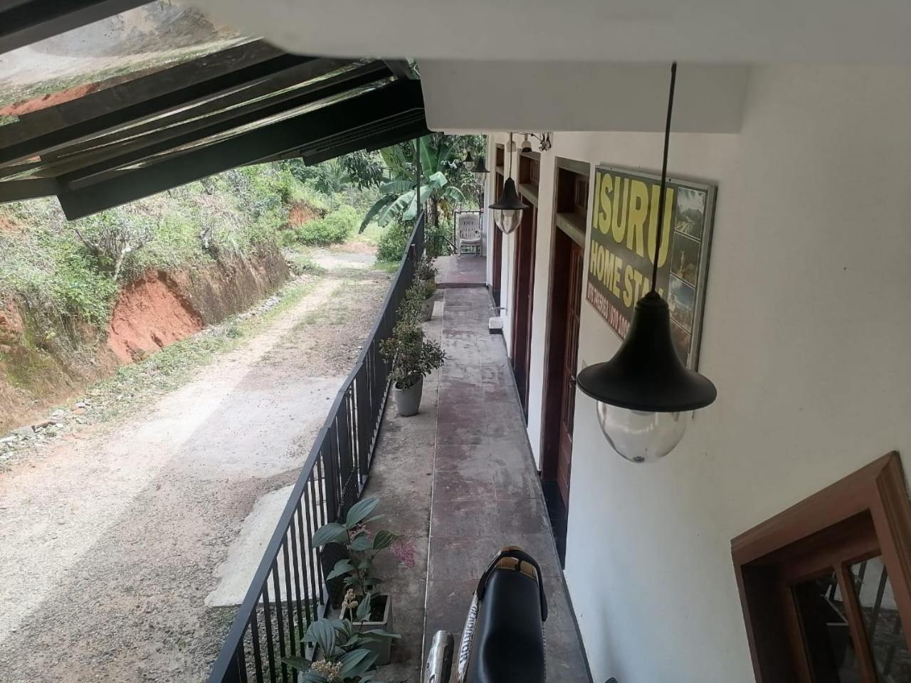 Isuru Homestay Ella Exterior foto